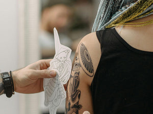 Errores que hacen que tu tatuaje temporal se vea falso